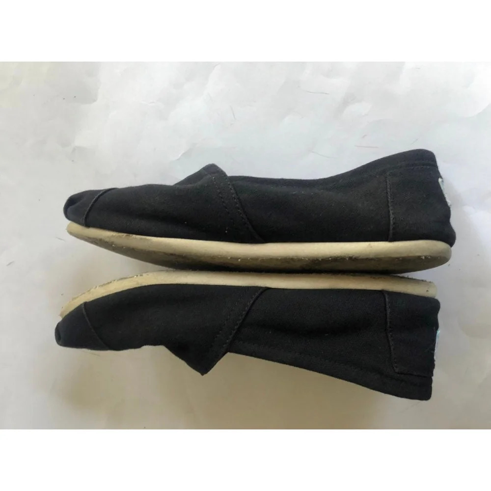 TOMS Women’s Canvas Slip-on flat shoes Size 8 - Picture 2 of 7